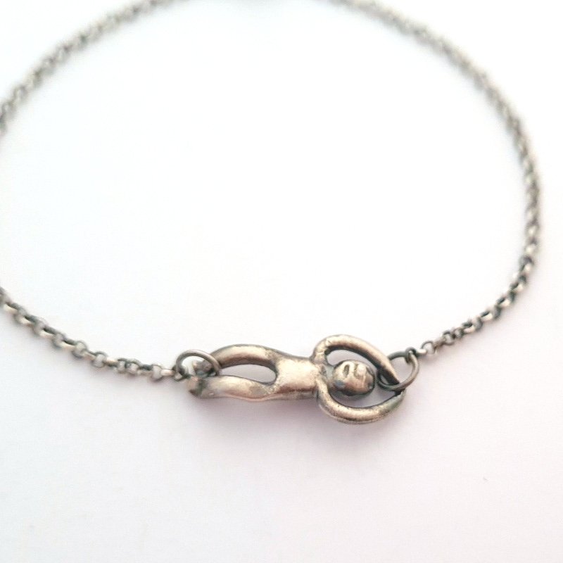 Minimalist Little Man Chain Bracelet - Adjustable