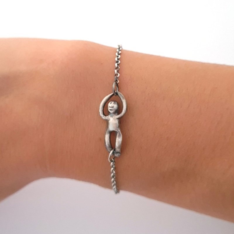 Minimalist Little Man Chain Bracelet - Adjustable
