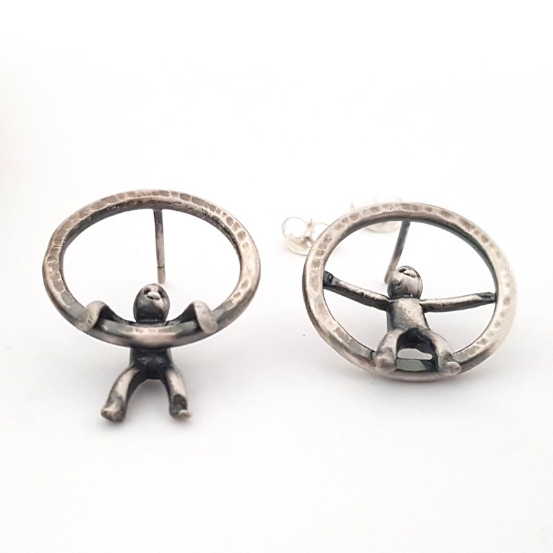 Small Little Men Hammered Ring Earrings