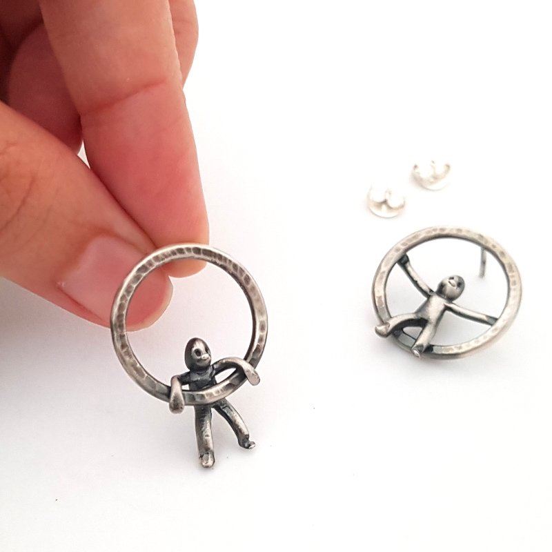 Small Little Men Hammered Ring Earrings